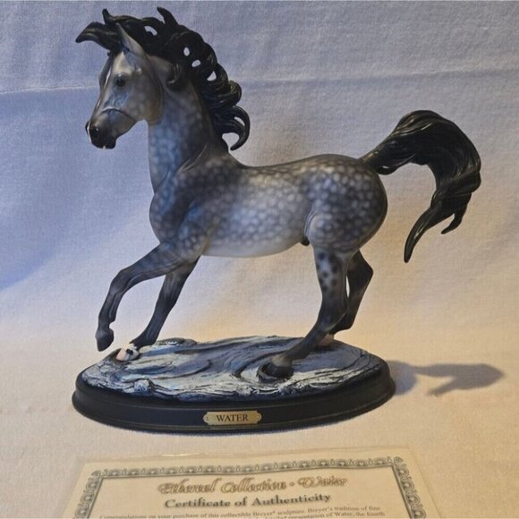 #1333 2008 Ethereal Water Breyer Horse Limited Edition w/ COA & Stand - Picture 1 of 11